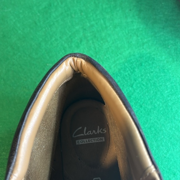 CLARKS EDGEWICK CHUKKA BOOT MENS SZ 8.5 - Picture 11 of 12